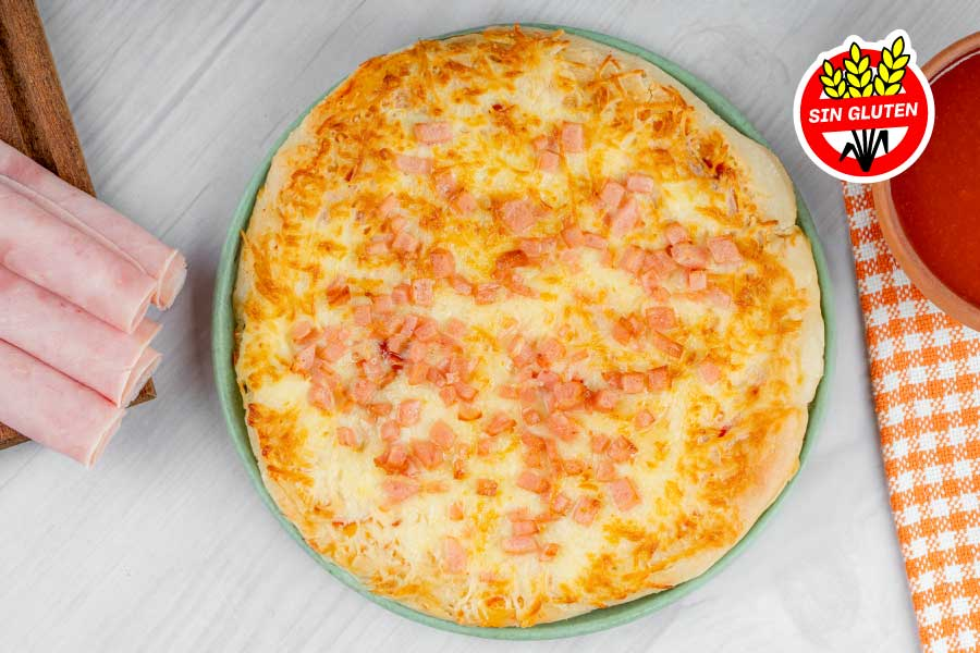 Pizza de Jamón y Queso con masa a base de harina de arroz NatuFans